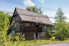 1_Chata-zvenku-2